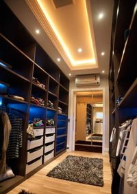 Большая открытая гардеробная комната с комбинированным наполнением Мытищи