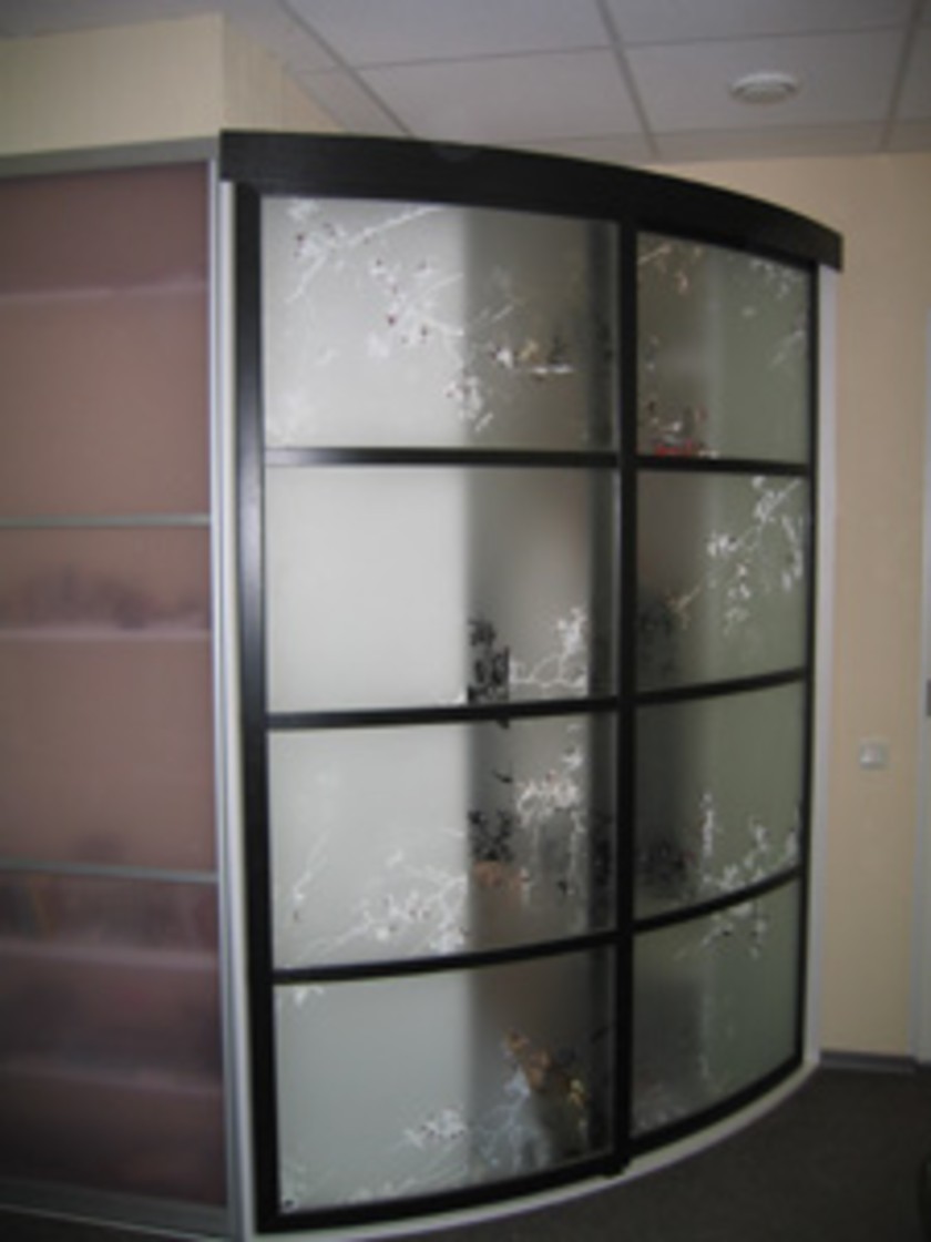 Шкаф купе радиусный с рисунком на стекле Мытищи